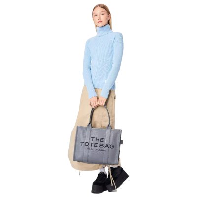 THE LEATHER LARGE TOTE BAG